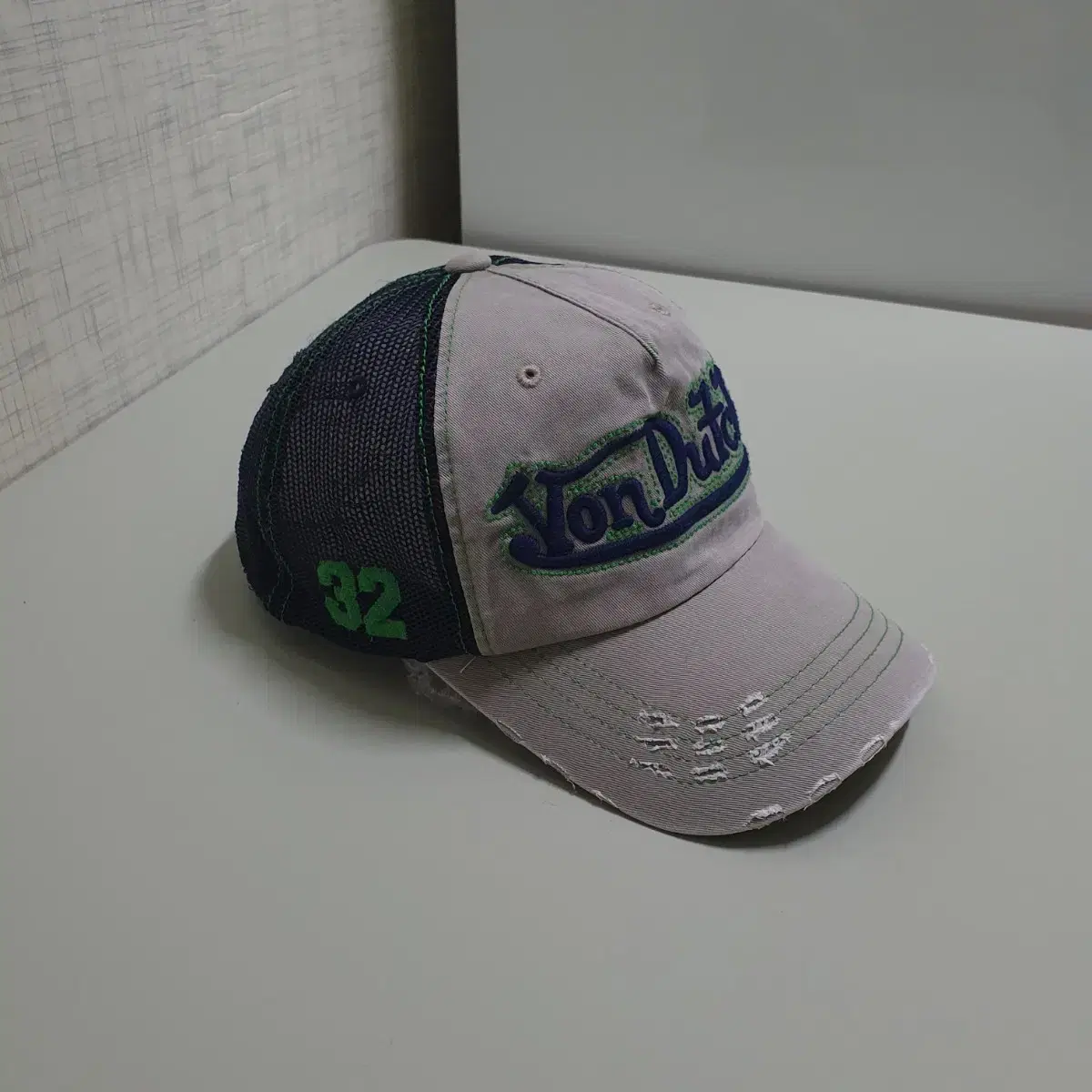 Von Dutch トラッカーキャップ グレー/緑 Von Dutch トラッカーキャップ グレー/緑 Von Dutch トラッカー